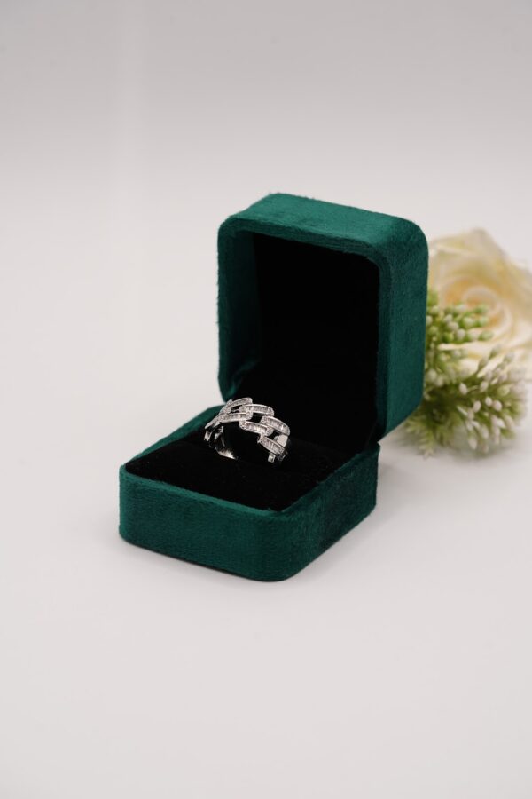 Beautiful Cuban Link Ring - Image 2