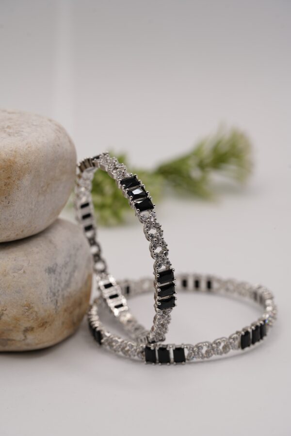 Modern Gems Elegance - Image 3